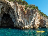 Papanikolis Cave